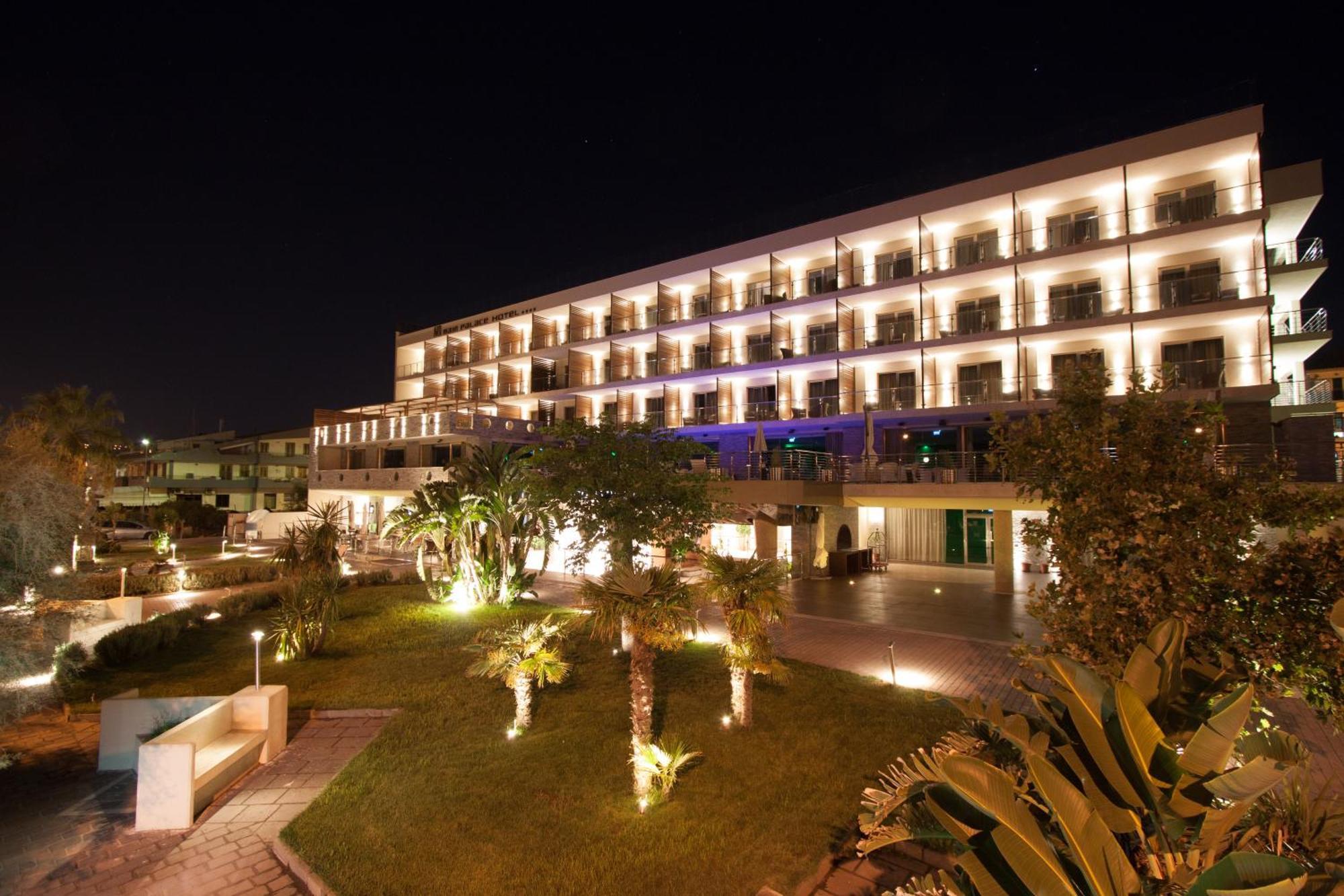 Main Palace Hotel Roccalumera Exteriör bild